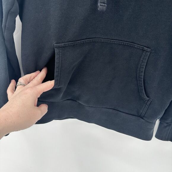 The North Face Hoodie Womens Medium Short RUNS PETITE Outdoors Black Pullover - Picture 6 of 7